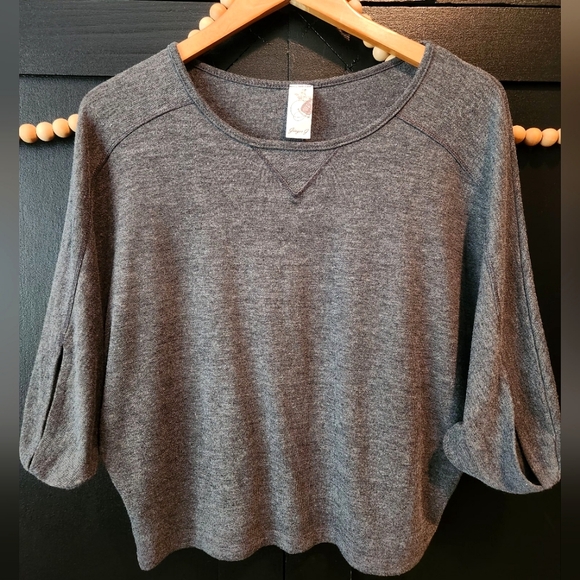 Ginger G Tops - Women's Ginger G Gray Boxy Top~size M